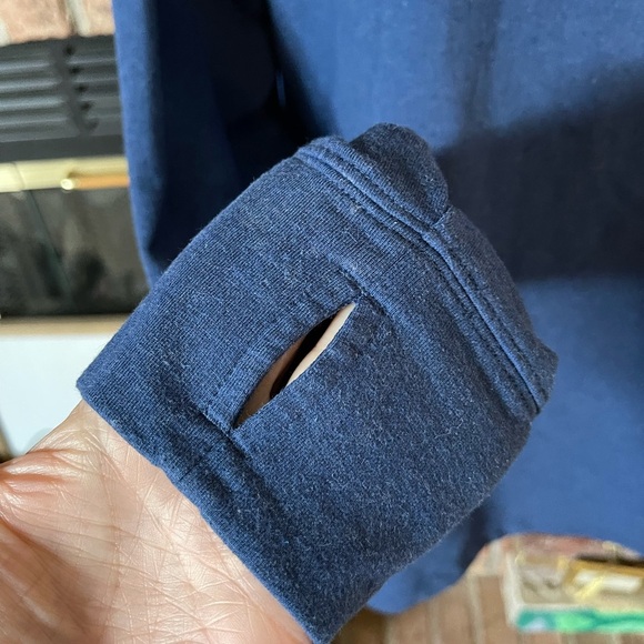 Vineyard Vines Lightweight Sweatshirt - Picture 3 of 7